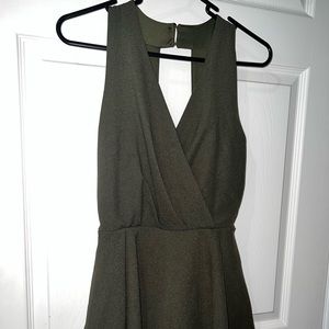 Super cute & comfortable army green romper!